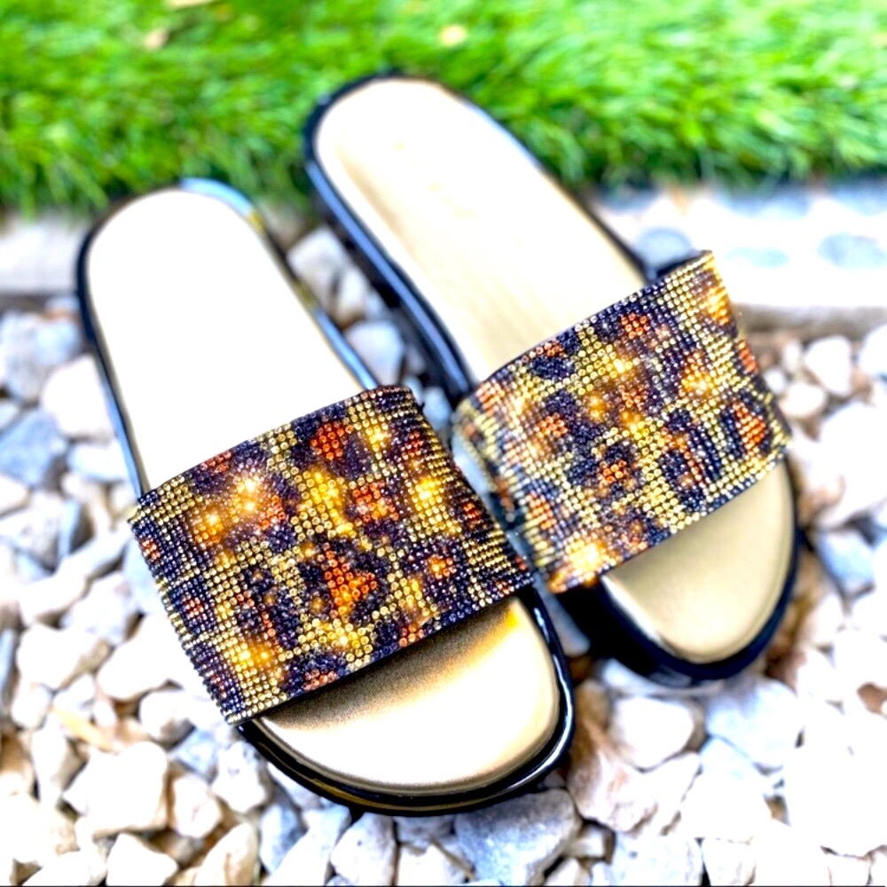 Leopard Style Rhinestone Embellished Slides - Picture 3 of 3